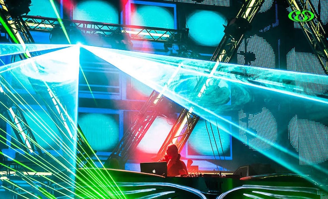 Laser beam show